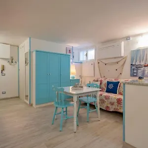 https://white-house-alghero.in-sardinia.net